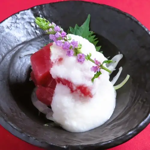 【定番！】まぐろの山掛け