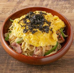 イベリコ豚の辛子明太子スパゲッティ ふわとろスクランブルエッグのせ