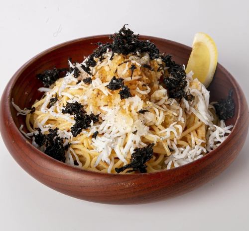 辛子明太子と釜揚げしらす、粗おろし大根のスパゲッティ