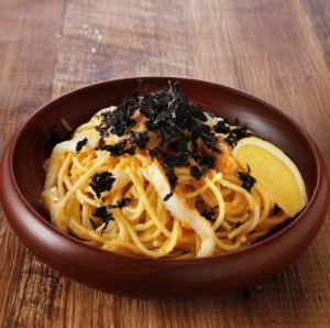 うにとたらこ、アオリイカのスパゲッティ