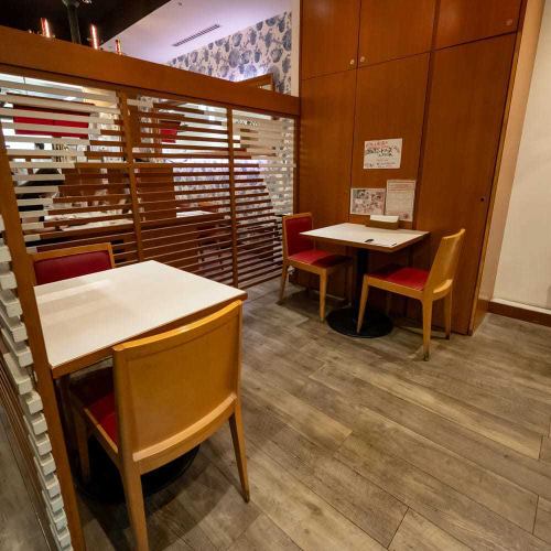 ランチやディナーなどのご利用はもちろん、カフェ利用としても◎落ち着いた雰囲気の店内で、ごゆっくりとお寛ぎ下さい♪