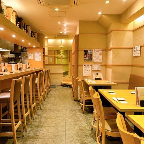 <p>【駅近・肥後橋駅より徒歩1分】会社帰りに軽く、つい足がむいてしまう、そんな居心地のいいお店を目指して営業中◎お気軽にお立ち寄りください。</p>