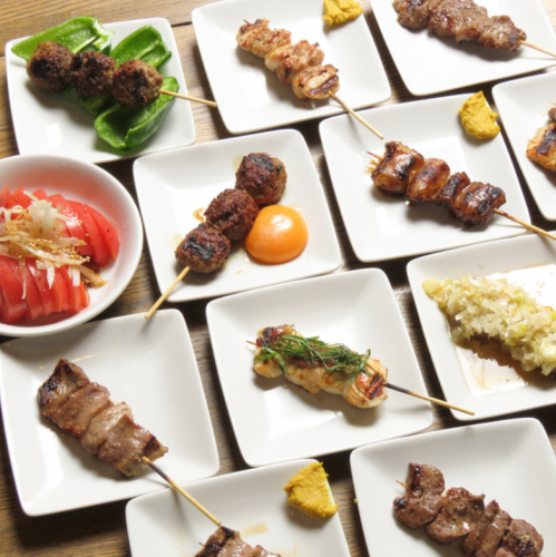 Please try the specialties of "Kushiyaki Sakaba Matsuri Sono Ni" - Motsuyaki and Yakitori! *Kushiyaki is only available at dinner time.