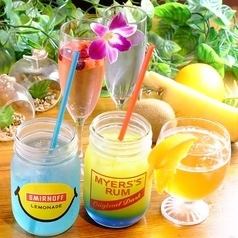 【2000日圓(不含稅)100分鐘暢飲套餐 ★餐點單點】平日可享30分鐘延時券