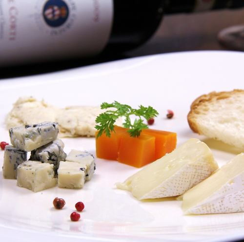 チーズの盛り合わせ