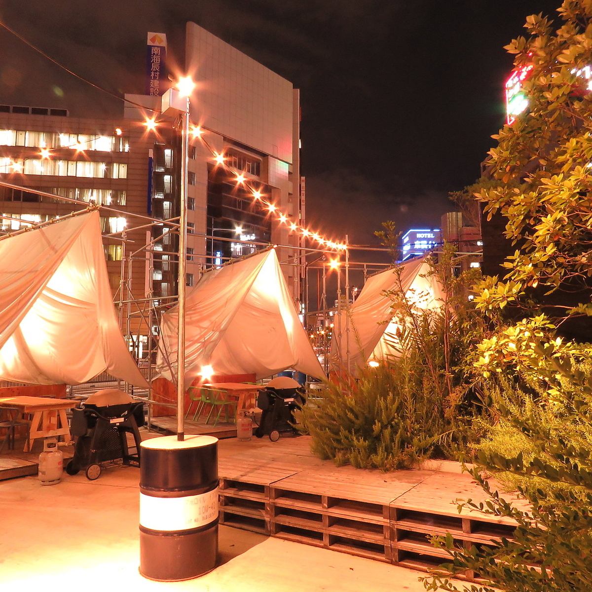 Glamping and empty-handed BBQ in the heart of Namba! Course with all-you-can-drink from 3,800 yen
