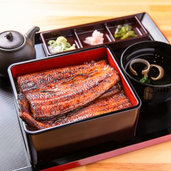 鰻重1600円(税込)～