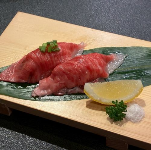 特選村上牛肉握り 2貫