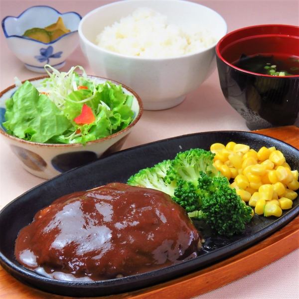 [Handmade with special attention] Demi-glace hamburger with rice and miso soup