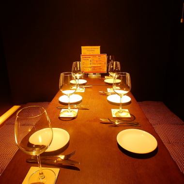 We offer a semi-private room for small groups.Please use it after work or for a drink with friends♪