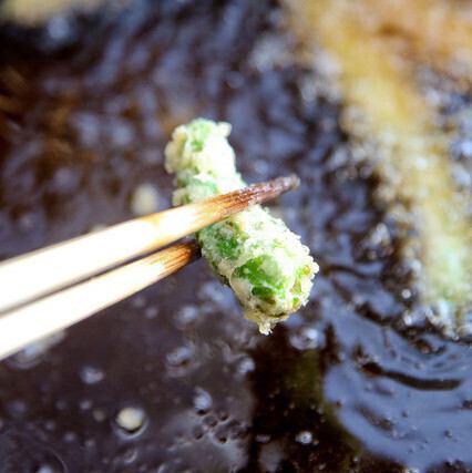 应季食材经过精心挑选和逐一准备。新鲜出炉的天妇罗绝对值得一试