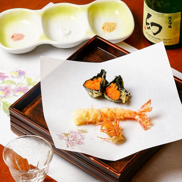 Enjoy tempura made with careful attention to ingredients, oil, salt...everything.