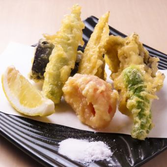 いろどり野菜の天ぷら盛り合わせ