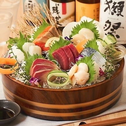 3月2日起供应！！【国产牛肉寿喜烧+5件刺身拼盘】配生啤♪ <11道菜> 6,000日元（含税）豪华套餐