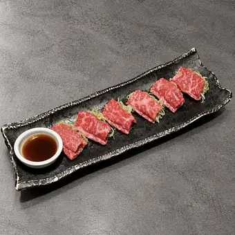 黒毛和牛ロースのにんにくネギ