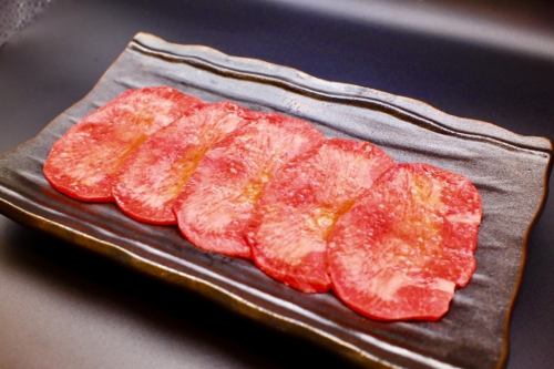 特選厚切り上タン