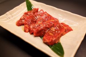 やみつきハラミ