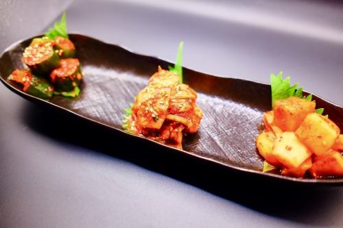 キムチ盛り合わせ