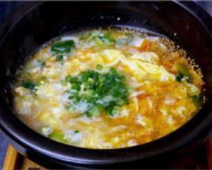 ふわふわ玉子スープ