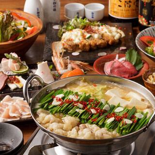 《限定の鍋コース》博多もつ鍋・霜降り馬刺し・お刺身3点・和牛肉寿司！全9品3H飲み放題付5000円