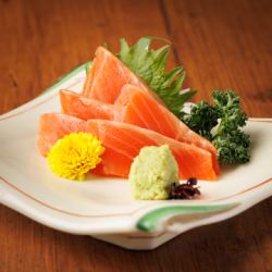 サーモン刺し