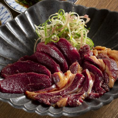 馬刺し　合い盛り