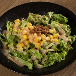 シャキシャキレタスのグリーンサラダ