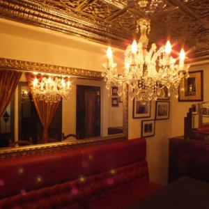 We also have private rooms with chandeliers on the ceiling and paintings on the walls that give the impression of Europe.Enjoy a delicious meal to your heart's content in a luxurious space that seems to appear in a movie scene ♪ Ideal for adult dates, madam parties, parties ◎