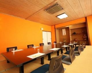 全席完全個室の当店。　大・中・小と様々なお部屋を完備しております。ご利用の人数に合わせてお席をご用意いたします