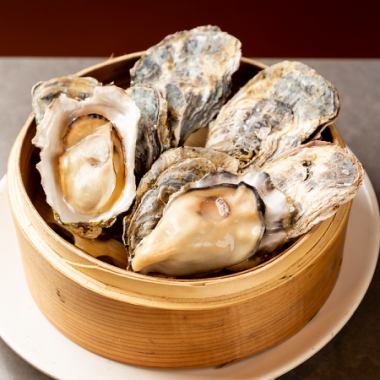 超大份量【3小時無限量暢吃暢飲】生食、烤肉、蠔油飯無限量暢吃「超滿足!狂熱套餐」 6道菜 7,900日圓(含稅)