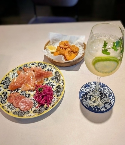 昼飲みも歓迎◎家庭的でほっと落ち着けるお料理をどうぞ。