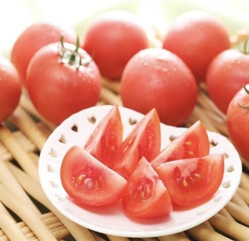 Fresh fruit tomato