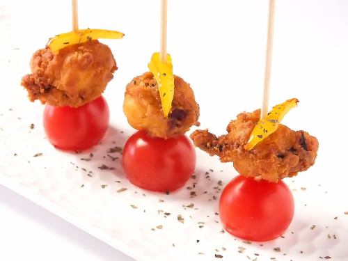 Octopus frit and paprika pinchos