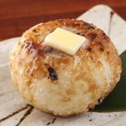 《焦がしバター》焼きおにぎり