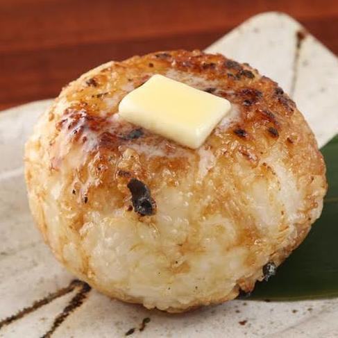 《焦がしバター》焼きおにぎり