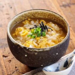 《〆にもピッタリ!!》鶏だしたまご雑炊