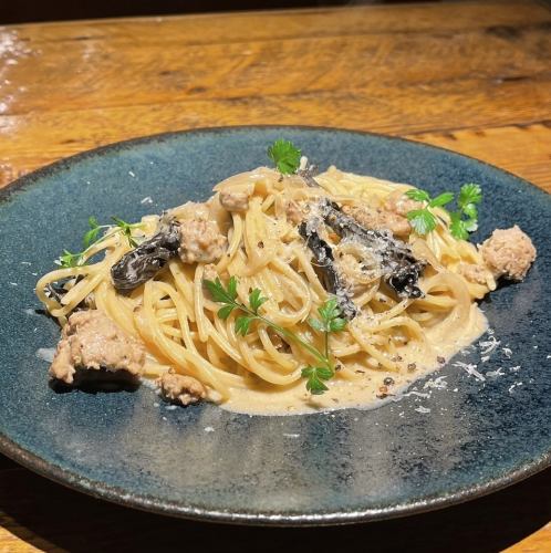 Trumpet mushrooms and homemade salsiccia cream