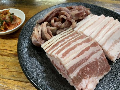 만푸쿠 점심 300g (영 갈비, 돼지 갈비, 탄 끝)