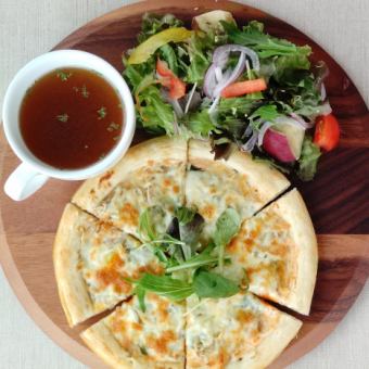 PIZZA plate (with salad and soup)