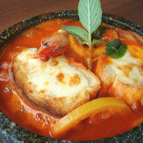 Schena's famous stone-baked gratin soup-style spaghetti
