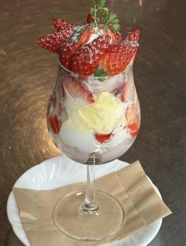 Glass strawberry parfait