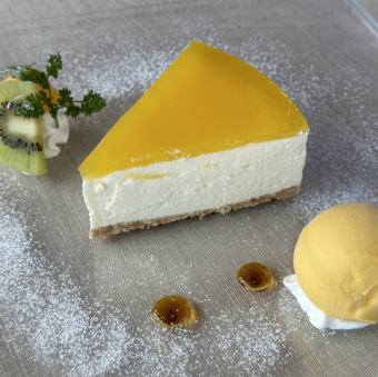 マンゴーのレアチーズケーキ