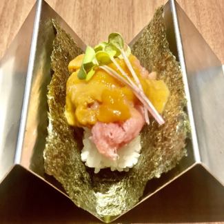 Sea urchin and green onion sushi dock