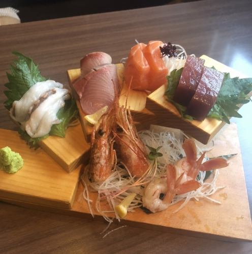 Assortment of 5 Kinds of Sashimi