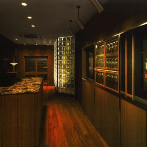 非日常だけどカジュアルに使える大人な空間