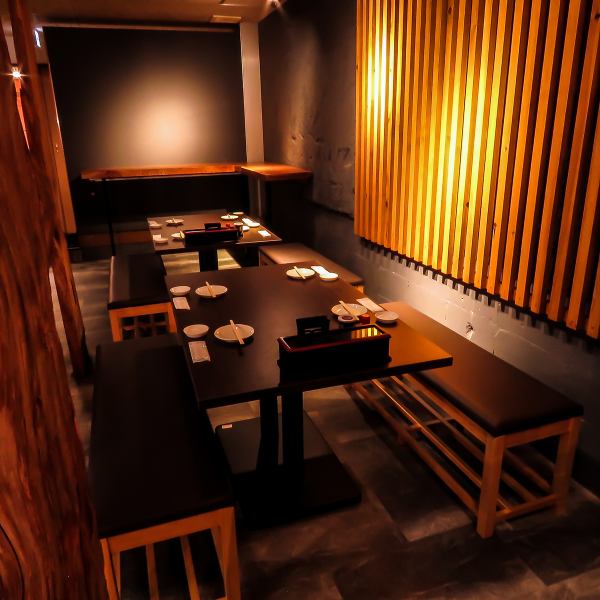 [Up to 95 people] Large banquets are perfect at Owl◎Only the sunken kotatsu floor can accommodate up to 70 people≫◆We also offer courses with all-you-can-drink from 4,400 yen, so choose according to your budget. Please feel free to use it! Please feel free to contact us for private reservations! It's conveniently located 2 minutes walk from Kurosaki Station, so it's perfect for after-parties and third-parties.