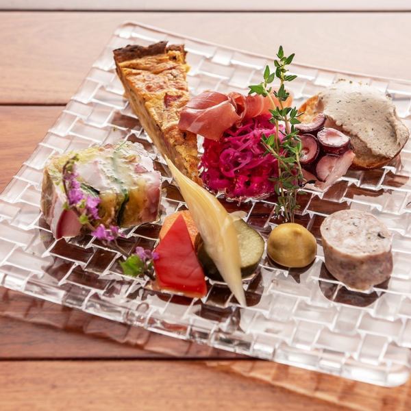 ★Exquisite “Assorted Appetizers” prepared by a chef with a French background