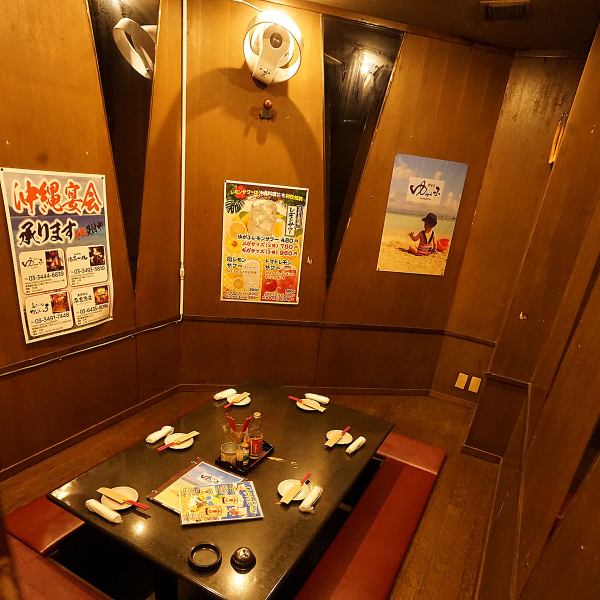 【人気 要電話予約】掘りごたつ個室（5～8名）、椅子の半個室（6名～10名）などをご用意しております♪個室をご希望のお客様は直接電話でお問合せくださいませ。　[お電話： 月～土 14:30～22:30]