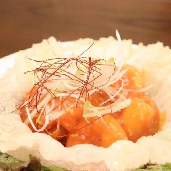 【推荐菜单！】“辣椒酱虾”1,100日元（含税）