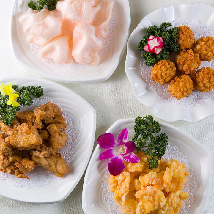 We offer a luxurious special lunch course starting from 2000 yen, available only during lunchtime!